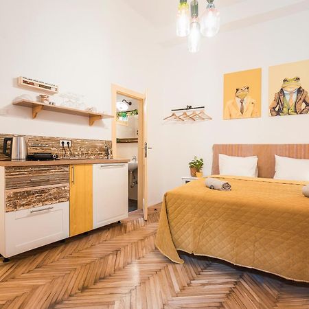 Budapestayz - Lonyay Studios Екстер'єр фото